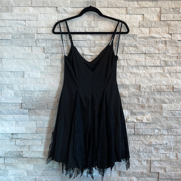 Black Spaghetti Strap Cami Dress with Handkerchief Lace Contrast Flare Dress - Picture 9 of 13